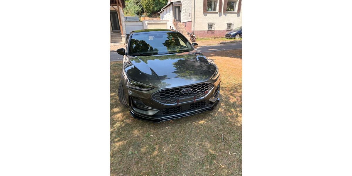 Ford Focus 12.000 km 33.490 &euro; Überherrn 66802
