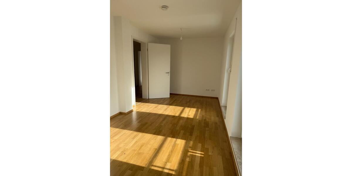 Einfamilienhaus Neubiberg - 3 Zimmer, 125 m&sup2;, 2.050&euro; | Angebot:25881513