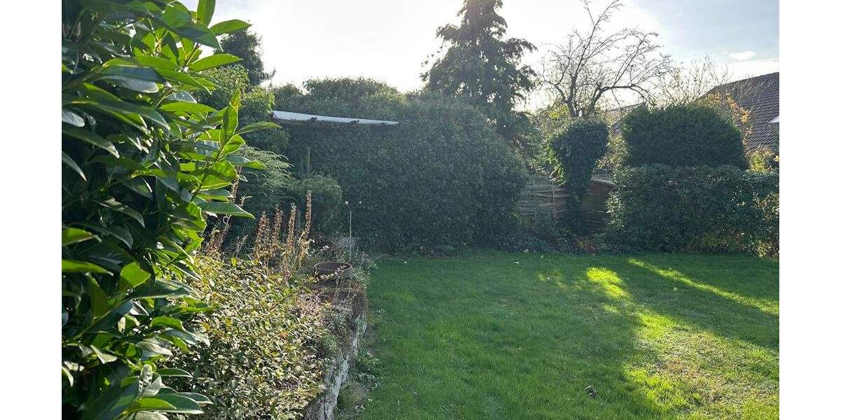 Einfamilienhaus mit Einliegerwohnung - sanierungsbedürftig 5 zimmer