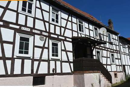 Haus Bad König - 9 Zimmer, 210 m&sup2;, 229.000&euro; | Angebot:26848394