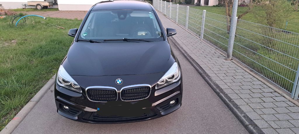 BMW 218 Gran Tourer 232.000 km 8.800 &euro; Westhausen 73463