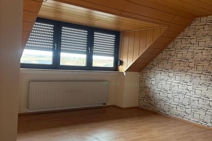 Wohnung Prosselsheim - 3.5 Zimmer, 95 m&sup2;, 700&euro; | Angebot:26313120