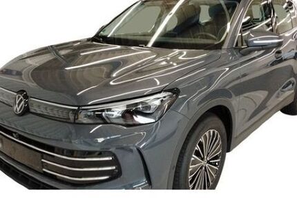 VW Tiguan 2.629 km 38.930 &euro; Leipzig 04178