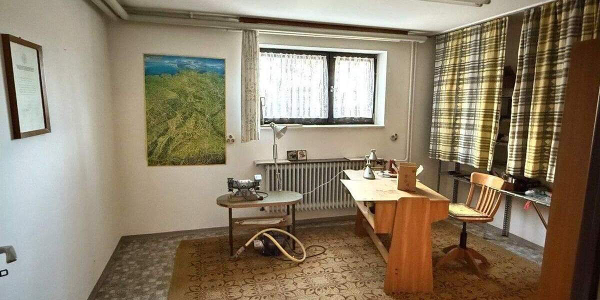 Einfamilienhaus Meßkirch - 6 Zimmer, 256 m&sup2;, 478.000&euro; | Angebot:25670917