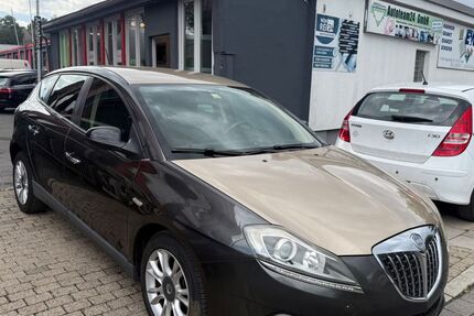 Lancia Delta 180.000 km 3.500 &euro; Essen 45143