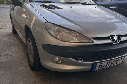 Peugeot 206 86.000 km 900 &euro; Berlin 13599