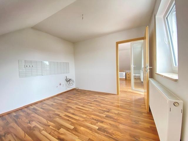 Dachgeschoßwohnung Schwabach - 3 Zimmer, 104 m&sup2;, 349.900&euro; | Angebot:26096963