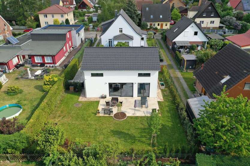 Haus zum Mieten in Berlin 3.395 € 147 m²