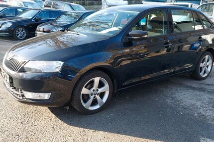 Skoda Rapid 166.500 km 7.999 &euro; Würzburg 97082