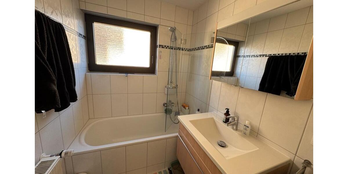 Etagenwohnung Weinsberg - 2.5 Zimmer, 58 m&sup2;, 232.000&euro; | Angebot:27300103