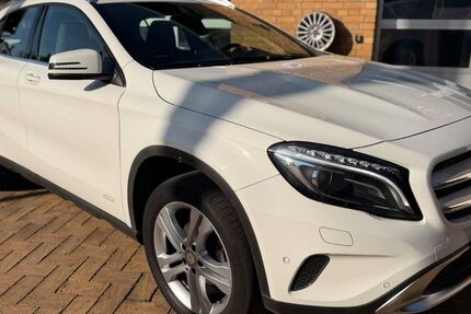 Mercedes-Benz GLA 180 72.849 km 17.990 &euro; Leipzig 04178