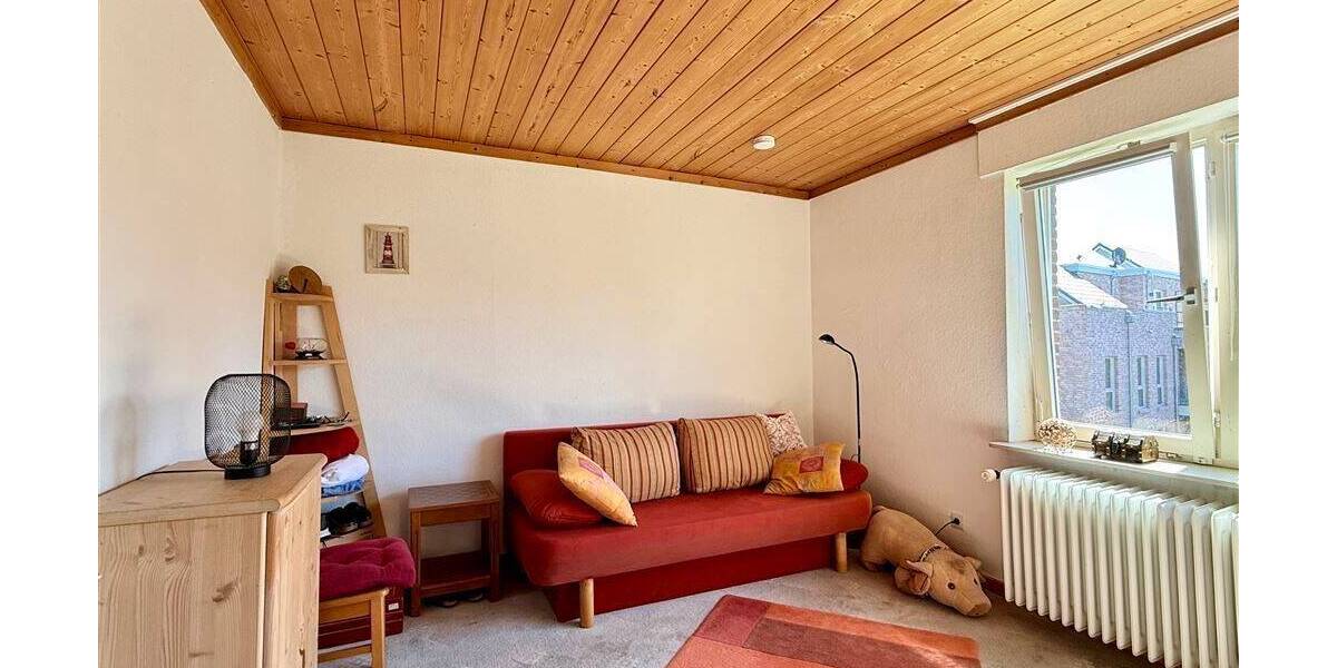 Einfamilienhaus Aurich Innenstadt - 7 Zimmer, 175 m&sup2;, 329.000&euro; | Angebot:26881893