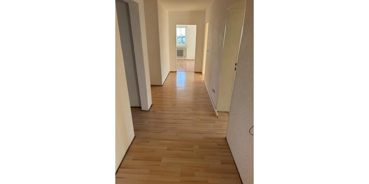 5 ZBK-Erdgeschosswohnung mit Terrasse und abgeschlossenem Garten 5 zimmer