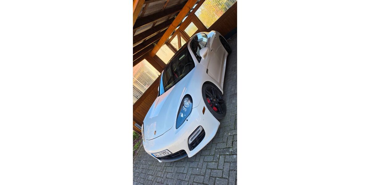 Porsche Panamera 149.000 km 25.900 &euro; Wittighausen 97957