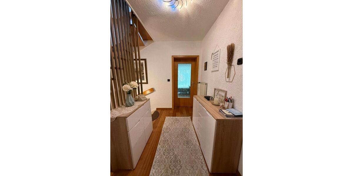 Doppelhaushälfte Remscheid - 5 Zimmer, 130 m&sup2;, 380.000&euro; | Angebot:24563292