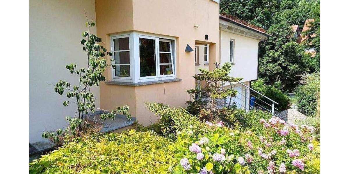 Einfamilienhaus Ochsenhausen - 7 Zimmer, 309 m&sup2;, 649.000&euro; | Angebot:25746477