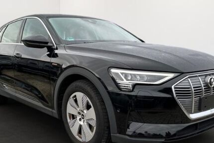 Audi e-tron 10.800 km 28.990 € Waldshut-Tiengen 79761