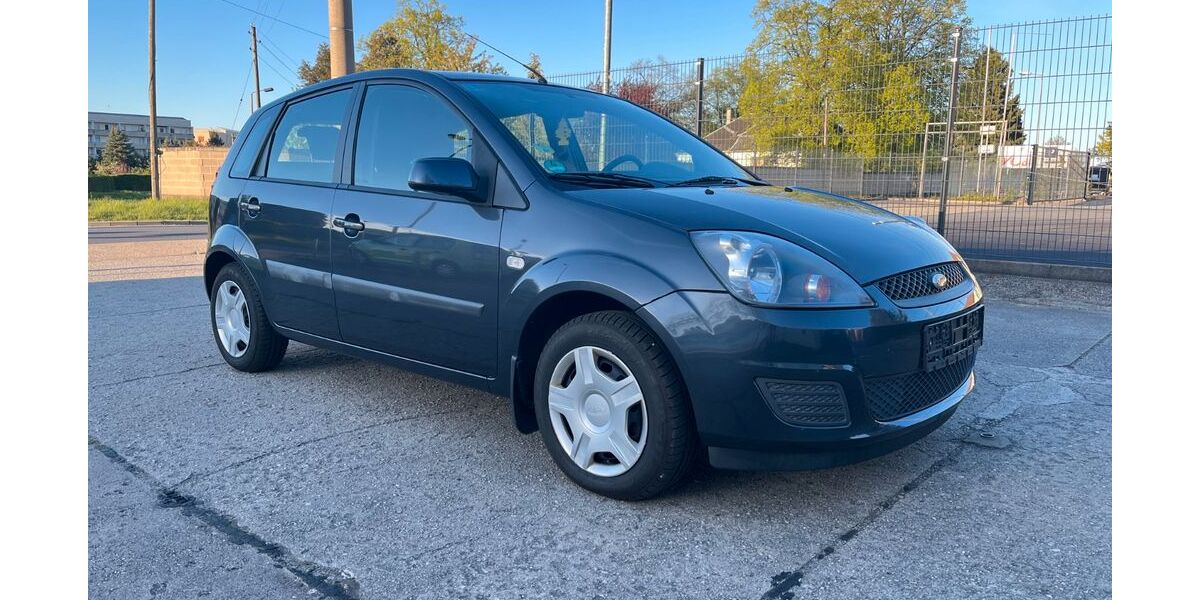 Ford Fiesta 107.057 km 3.490 &euro; Bautzen 02625
