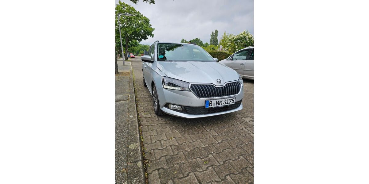 Skoda Fabia 42.200 km 16.800 &euro; Berlin 13591