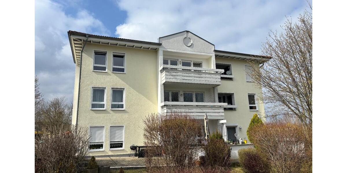 Etagenwohnung Naumburg (Saale) - 3 Zimmer, 78 m&sup2;, 139.000&euro; | Angebot:26944627