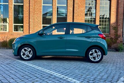 Hyundai i10 30.371 km 12.499 &euro; Eichwalde 15732