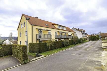 Haus zum Kaufen in Kelheim 1.100.000 € 566.68 m²