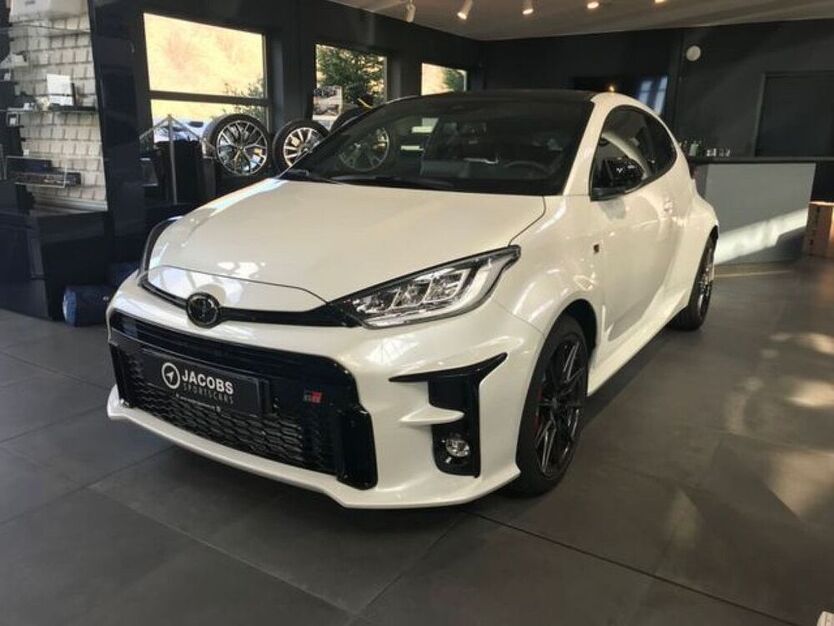 Yaris