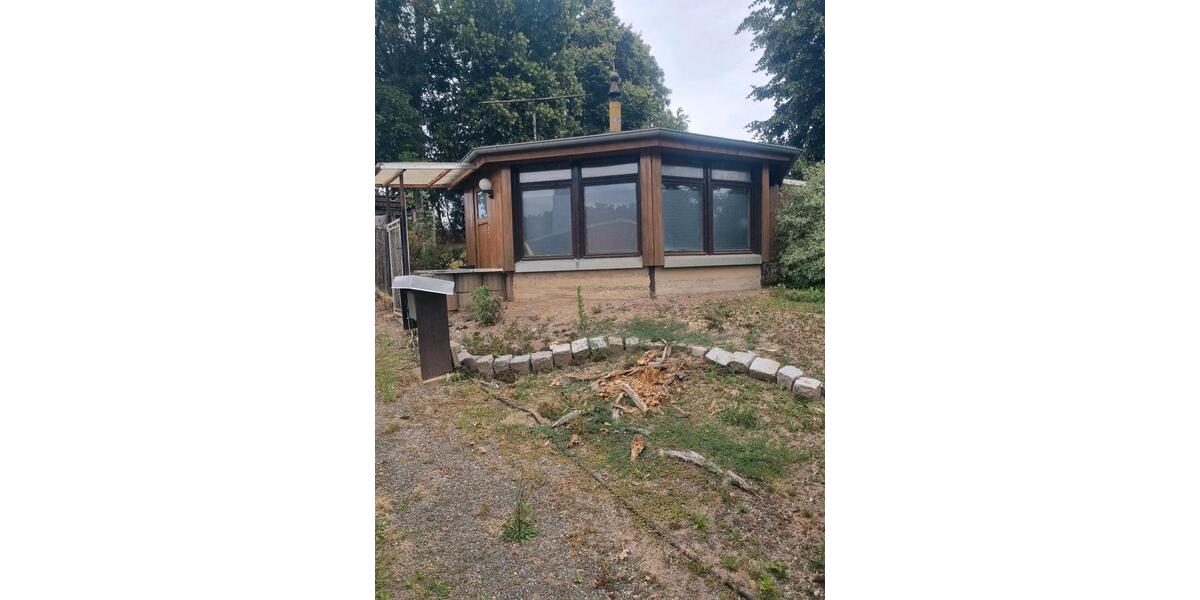 Haus im Bungalowstil mit großem Grundstück zu verkaufen 4 zimmer