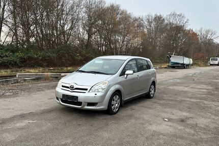 Toyota Corolla Verso 188.325 km 3.300 &euro; HAMBURG 22113