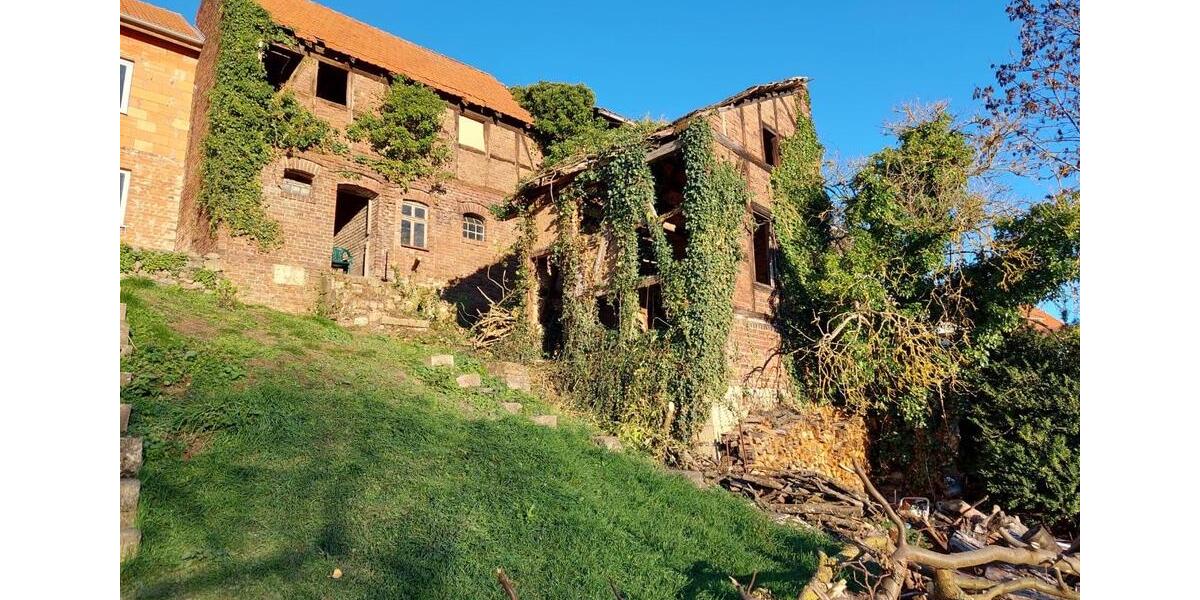 Bauernhaus, Landhaus Treffurt - 5 Zimmer, 160 m&sup2;, 28.000&euro; | Angebot:26872040