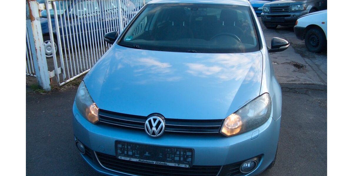 VW Golf 202.000 km 3.390 &euro; Döbeln 04720