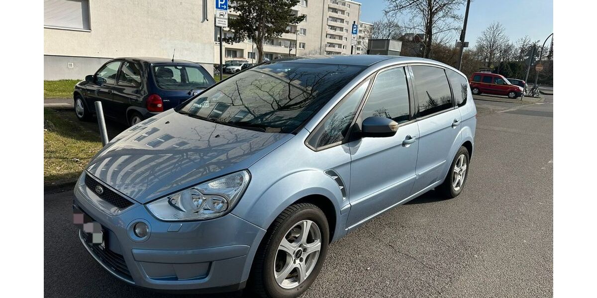 Ford S-Max 134.250 km 5.750 &euro; köln 50739