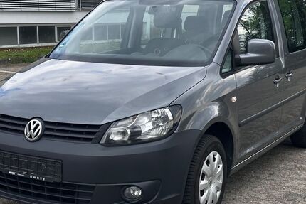 VW Caddy 79.000 km 5.990 &euro; kelkheim 65779