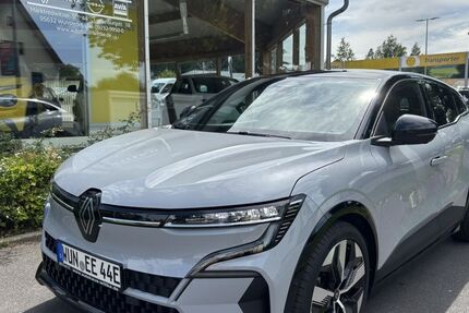 Renault Megane E-TECH 17.200 km 42.000 € Wunsiedel 95632