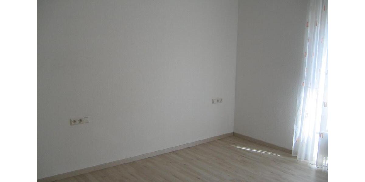 Etagenwohnung Weil der Stadt - 4 Zimmer, 100 m&sup2;, 380.000&euro; | Angebot:26803428
