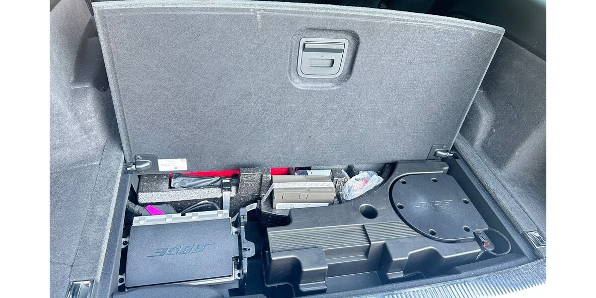 Audi Q7 145.000 km 33.800 &euro; München 80313