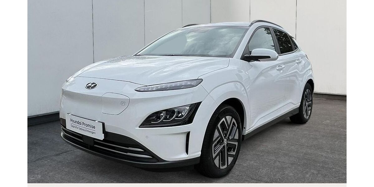 Hyundai KONA 17.033 km 27.990 &euro; Potsdam 14469
