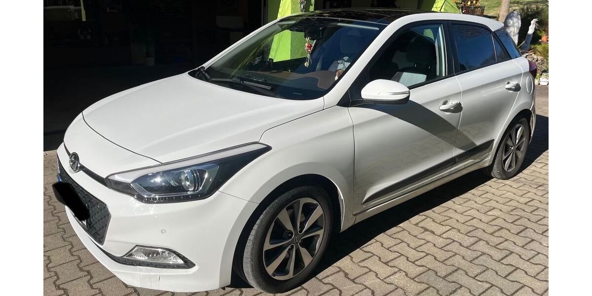 Hyundai i20 145.000 km 5.999 &euro; Reichenau 01762