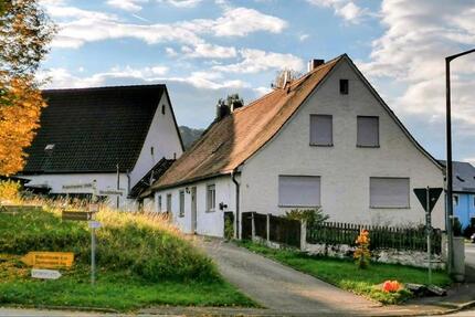 Haus Treuchtlingen - 11 Zimmer, 184 m&sup2;, 190.000&euro; | Angebot:26942078