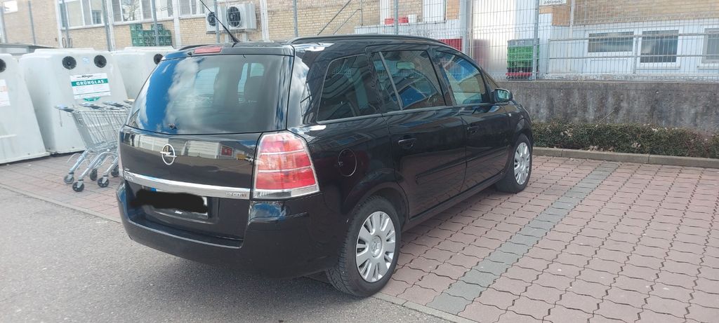 Opel Zafira 220.000 km 2.350 &euro; Ulm 89075