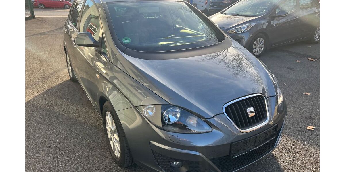 Seat Altea 61.000 km 5.999 € Recklinghausen 45663