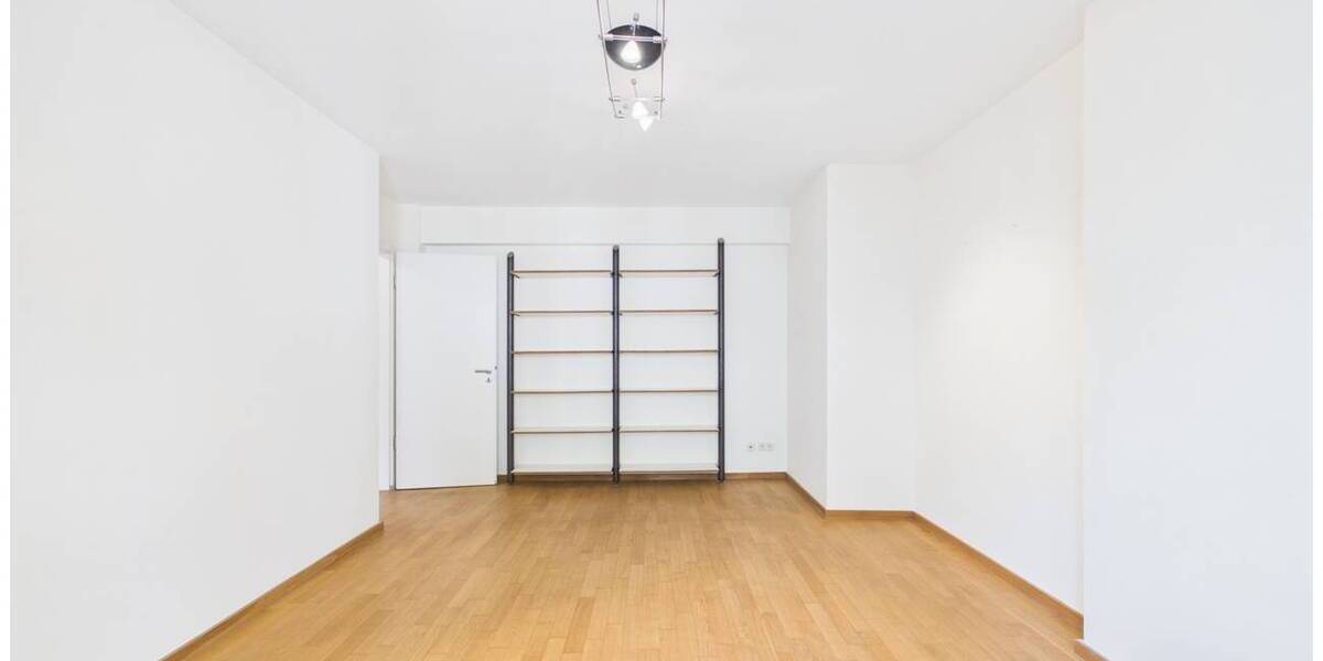 Gewerbeobjekt München Maxvorstadt - 4 Zimmer, 99 m&sup2;, 1.286.000&euro; | Angebot:25699175