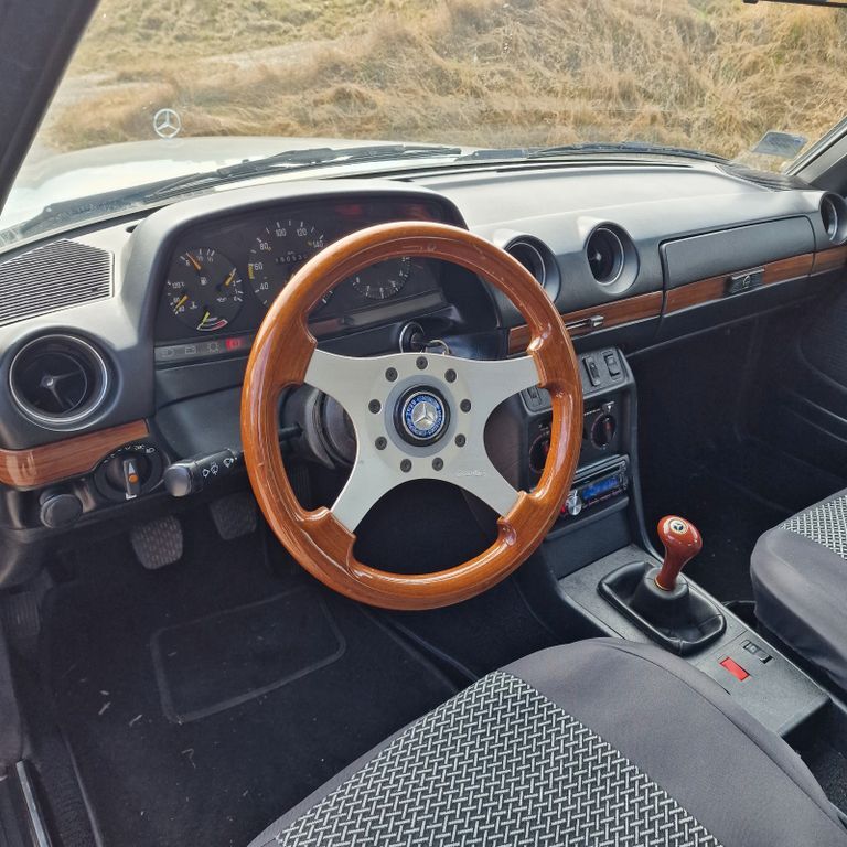 200