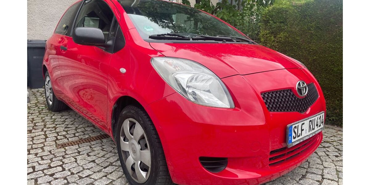 Toyota Yaris 113.954 km 1.550 &euro; Rudolstadt 07407