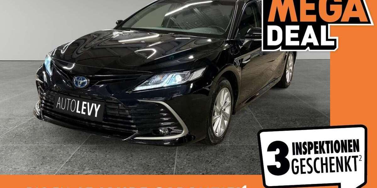 Toyota Camry 94.744 km 27.470 &euro; Köln 50825