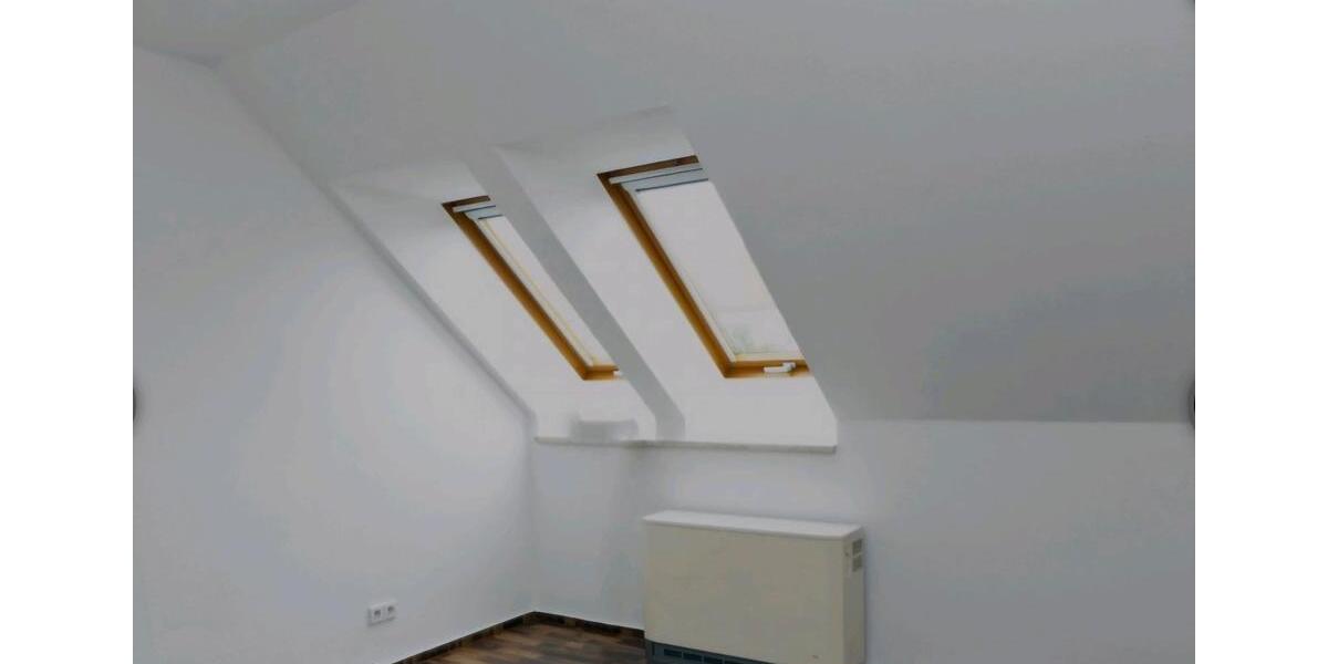 Dachgeschoßwohnung Burgstädt - 3 Zimmer, 69 m&sup2;, 555&euro; | Angebot:25205444