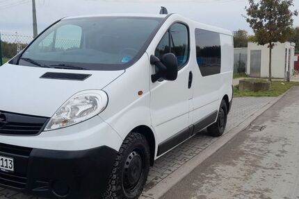 Opel Vivaro 145.000 km 8.300 &euro; Königsbach-Stein 75203