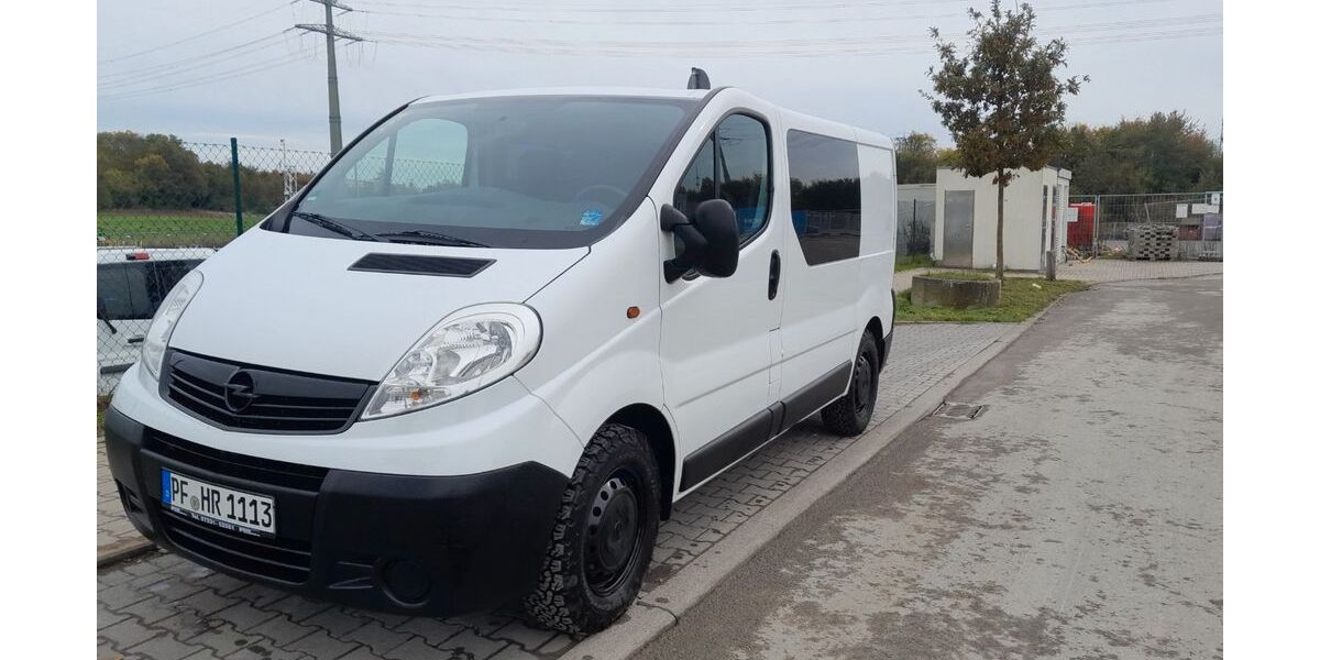 Opel Vivaro 145.000 km 8.300 &euro; Königsbach-Stein 75203