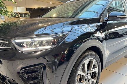 Kia Stonic 2.896 km 19.990 &euro; Nabburg 92507