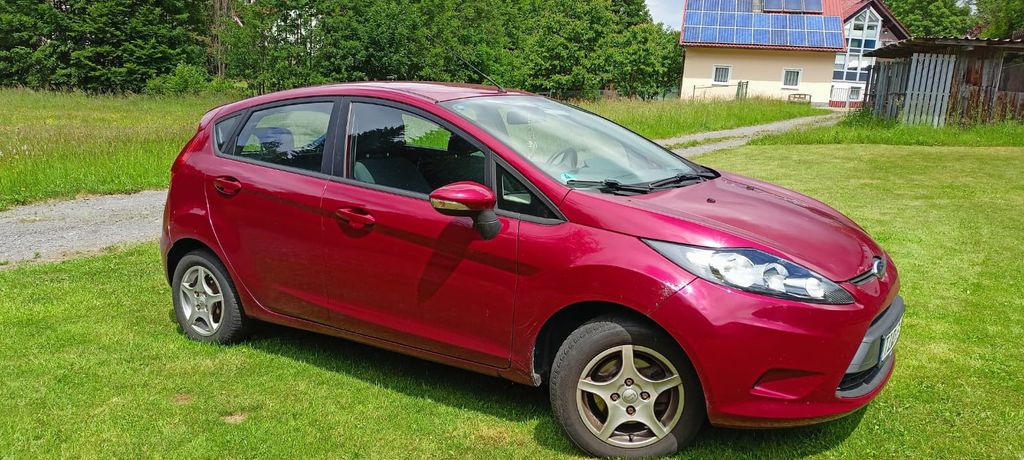 Ford Fiesta 96.004 km 3.500 &euro; Ebnath 95683